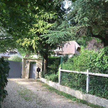 Bed and Breakfast Les Chaumieres Du Pays D'auge