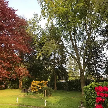 Les Chaumieres Du Pays D'auge