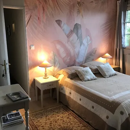 Les Chaumieres Du Pays D'auge Bed and Breakfast