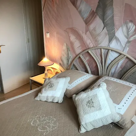 Les Chaumières Du Pays D'auge Couette-café Le Breuil-en-Auge