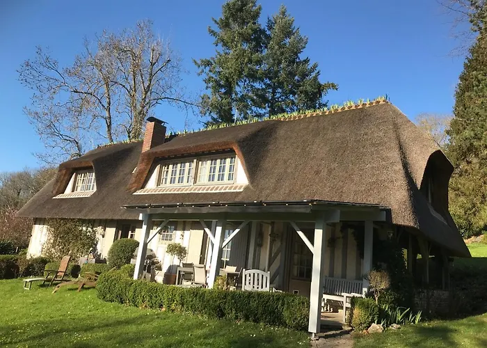 Les Chaumieres Du Pays D'auge Bed & Breakfast Le Breuil-en-Auge