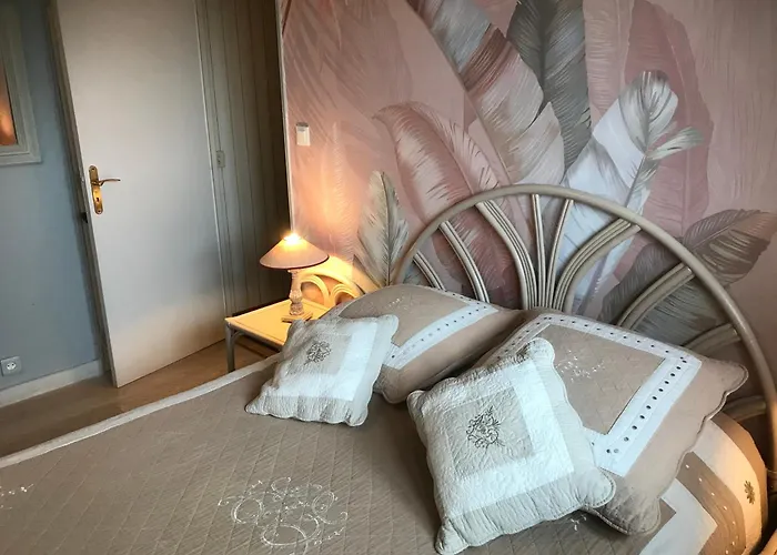 Les Chaumieres Du Pays D'auge Bed & Breakfast Le Breuil-en-Auge