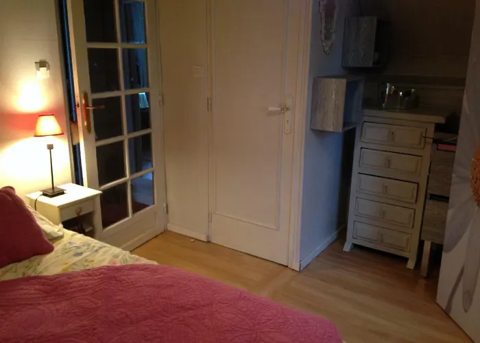 Les Chaumieres Du Pays D'auge Bed & Breakfast Le Breuil-en-Auge