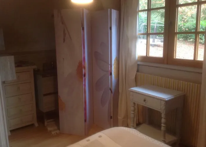 Les Chaumieres Du Pays D'auge Bed & Breakfast 3*