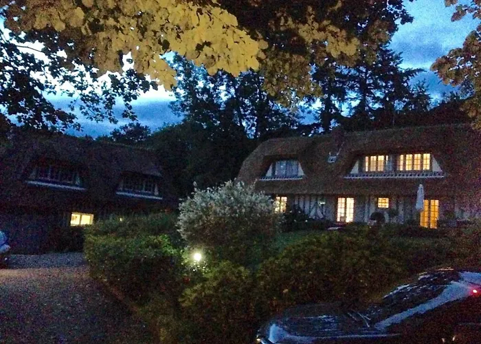 Bed & Breakfast Les Chaumieres Du Pays D'auge